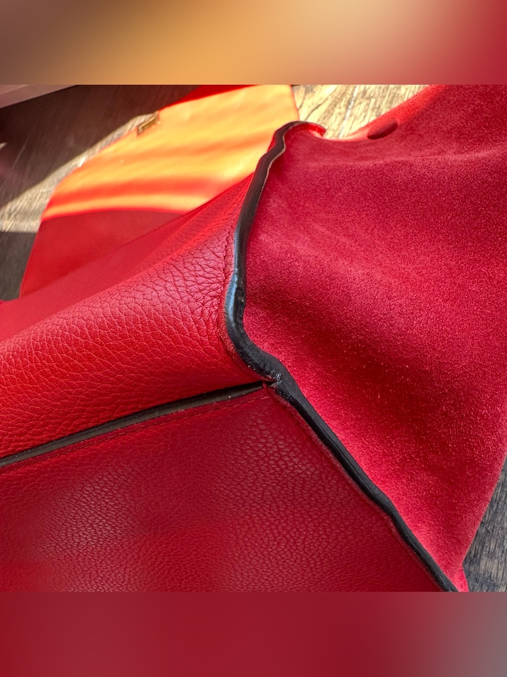 CELINE Red Grained Leather And Suede Medium Trapeze Bag - Picture 16 of 16